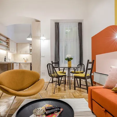 Bpr Youthful Studio With Terrace Budapest